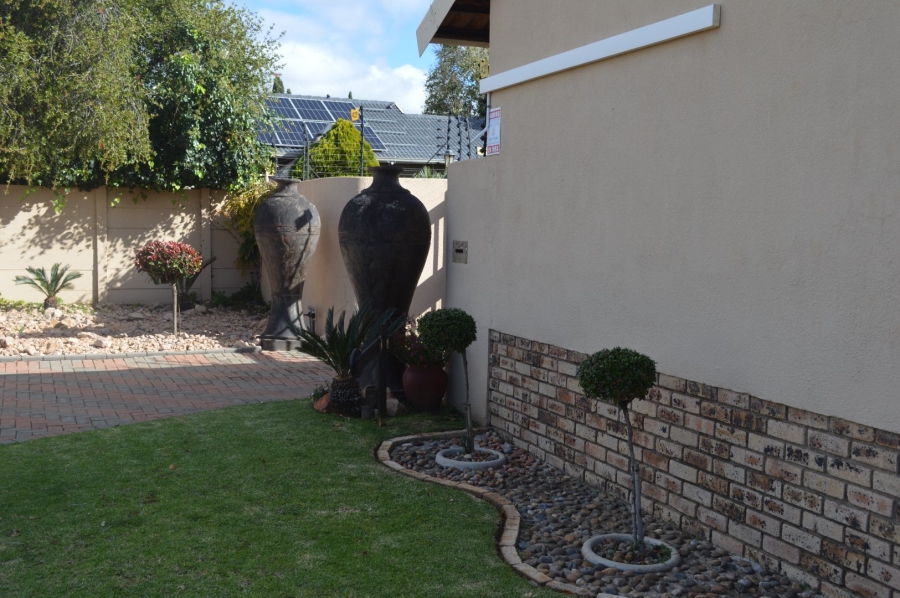 3 Bedroom Property for Sale in Meiringspark North West